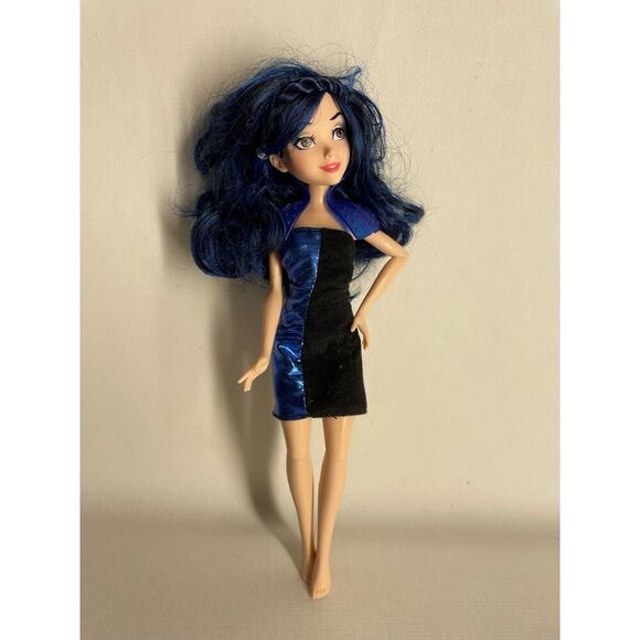 Hasbro Other - Hasbro Disney Descendants 2 Evie's 4 Hearts Customize & Design Play Doll 2016